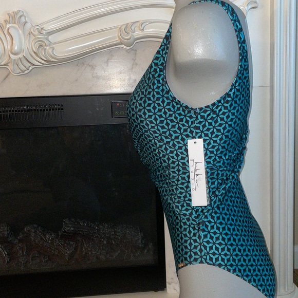 🎉Host Pick🎉Nicole Miller bathing suit - Picture 3 of 5